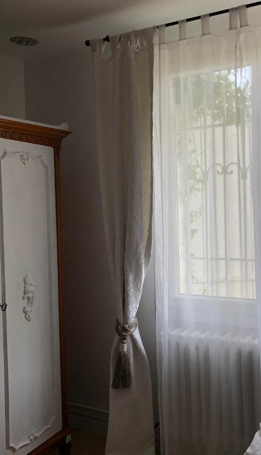Bed and Breakfast Lulu En Provence LʼIsle-sur-la-Sorgue Exteriér fotografie